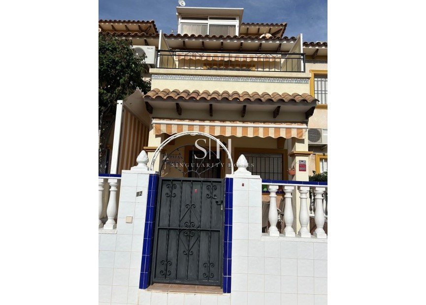 Återförsäljning - Hus - Orihuela Costa - Punta Prima