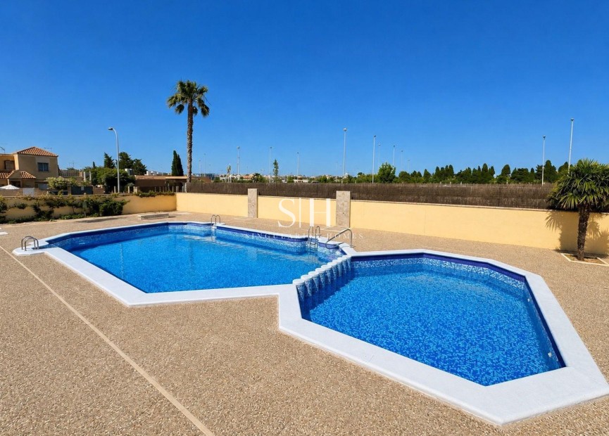 Återförsäljning - Hus - Torrevieja - Carrefour