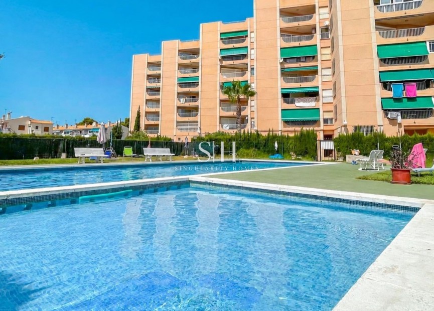 Återförsäljning - Lägenhet / lägenhet - Orihuela Costa - Cabo Roig