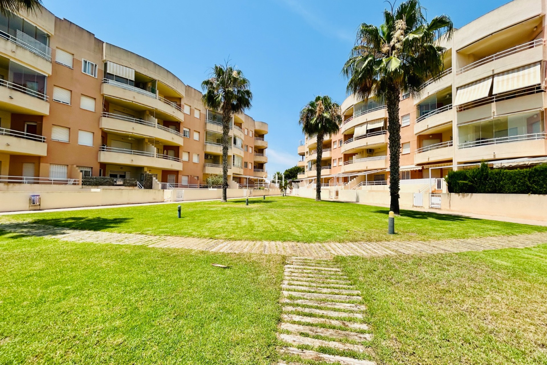 Återförsäljning - Lägenhet / lägenhet - Orihuela Costa - Campoamor