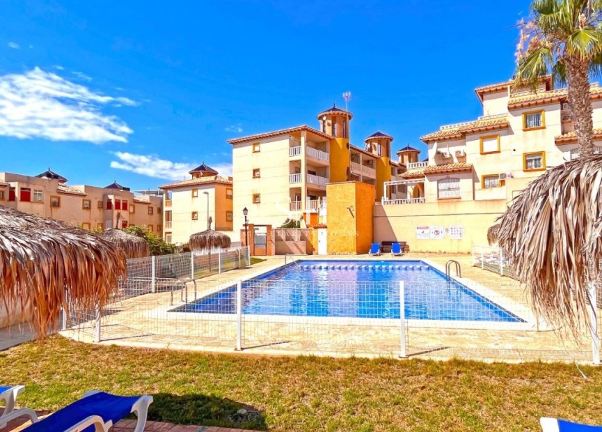 Återförsäljning - Lägenhet / lägenhet - Orihuela Costa - Lomas de Cabo Roig