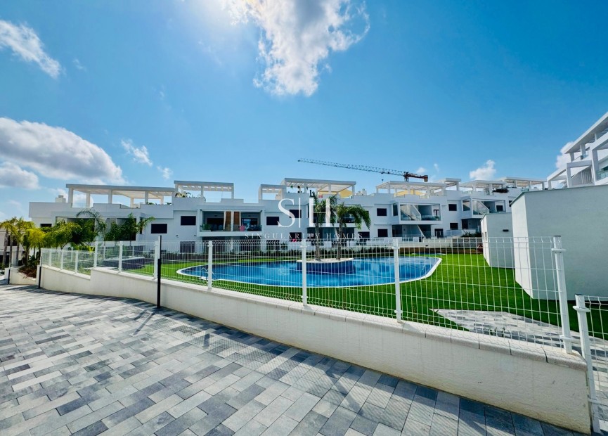 Återförsäljning - Lägenhet / lägenhet - Orihuela Costa - Los Altos