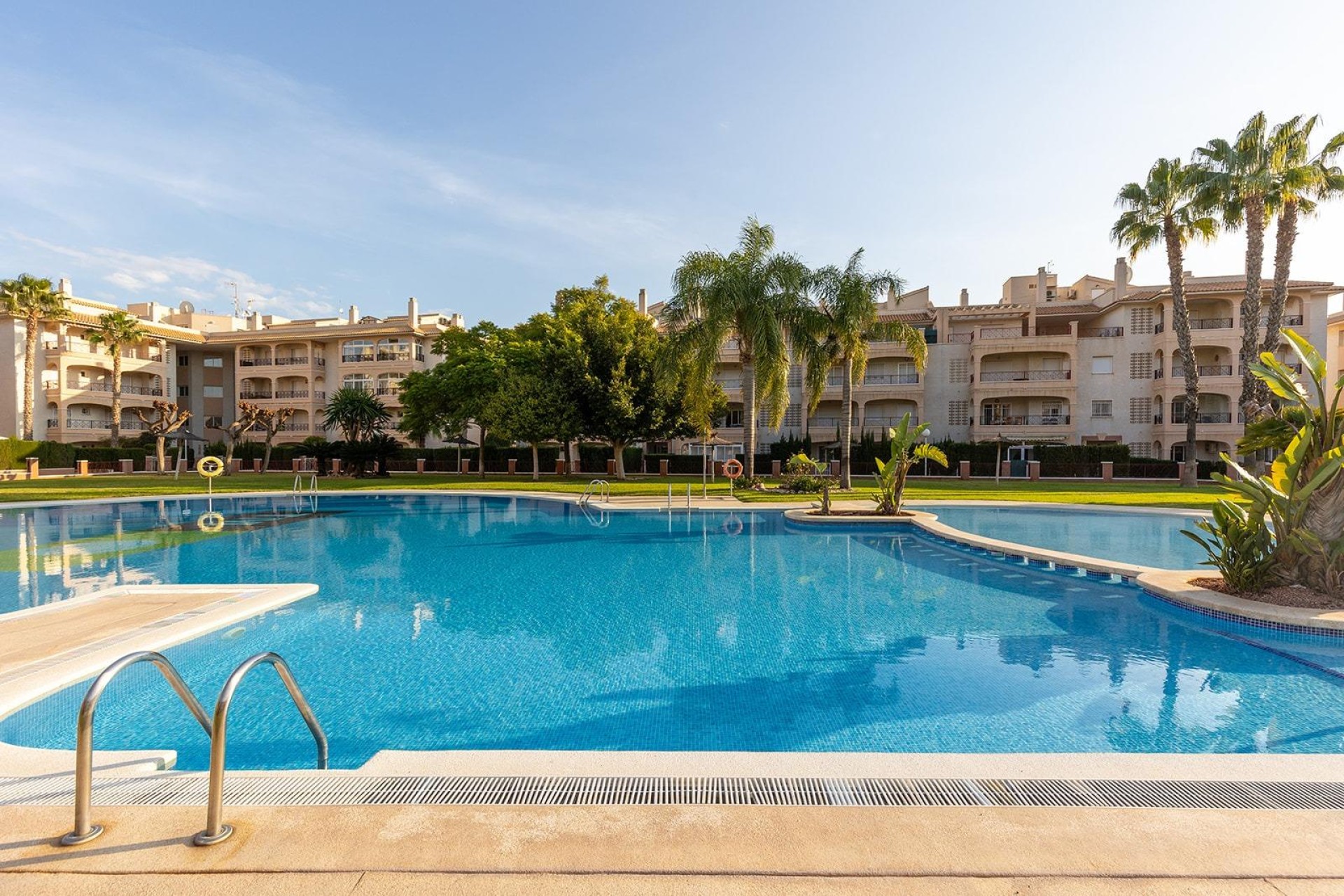 Återförsäljning - Lägenhet / lägenhet - Orihuela Costa - Playa Flamenca