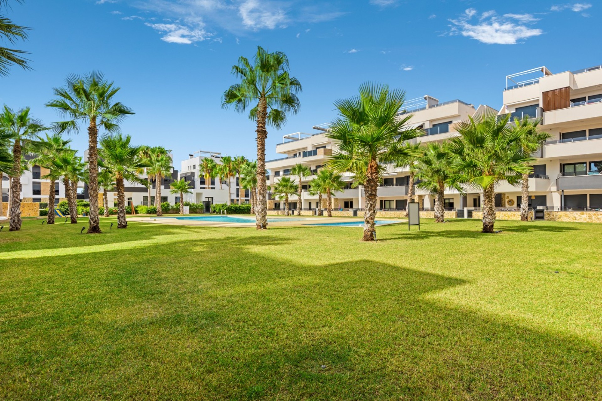 Återförsäljning - Lägenhet / lägenhet - Orihuela Costa - Playa Flamenca