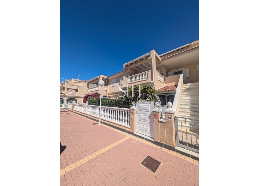 Återförsäljning - Lägenhet / lägenhet - Orihuela Costa - Playa Flamenca