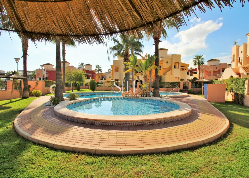 Återförsäljning - Lägenhet / lägenhet - Orihuela Costa - Punta Prima