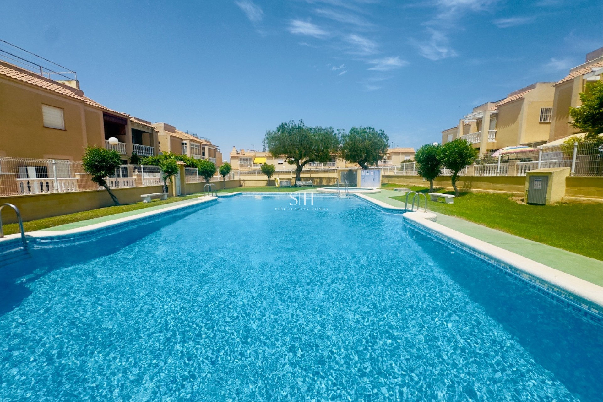 Återförsäljning - Lägenhet / lägenhet - Torrevieja - Aguas Nuevas