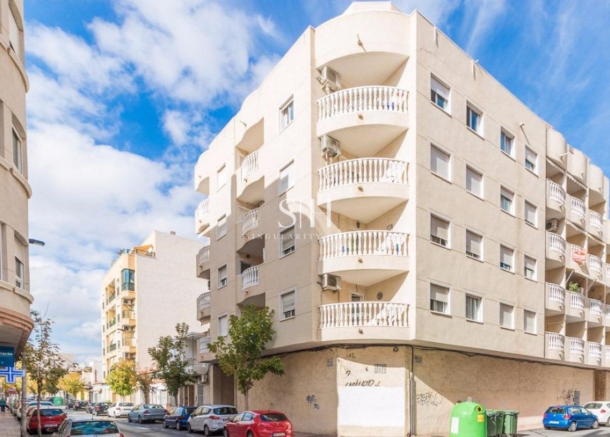 Återförsäljning - Lägenhet / lägenhet - Torrevieja - Centro