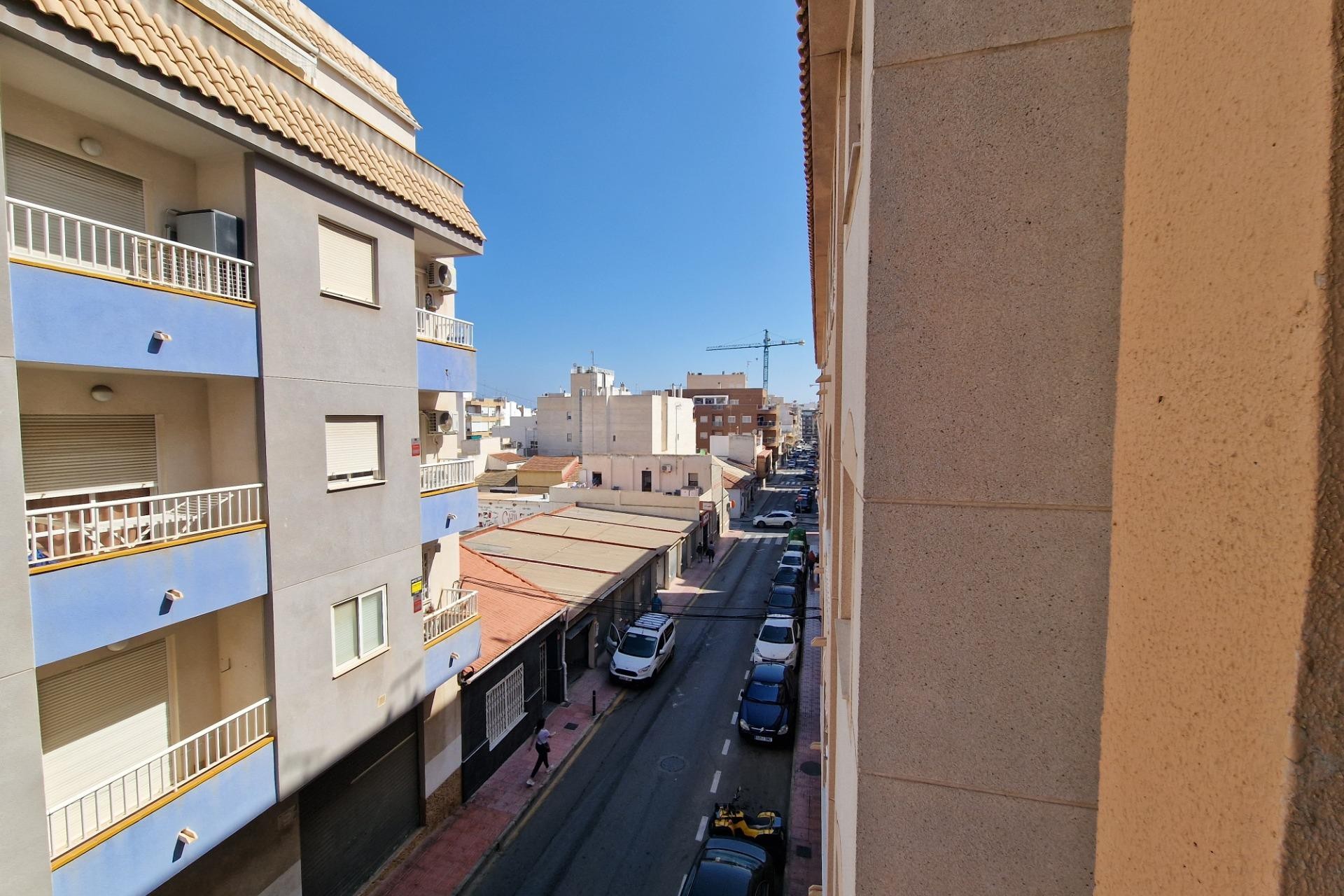 Återförsäljning - Lägenhet / lägenhet - Torrevieja - Centro