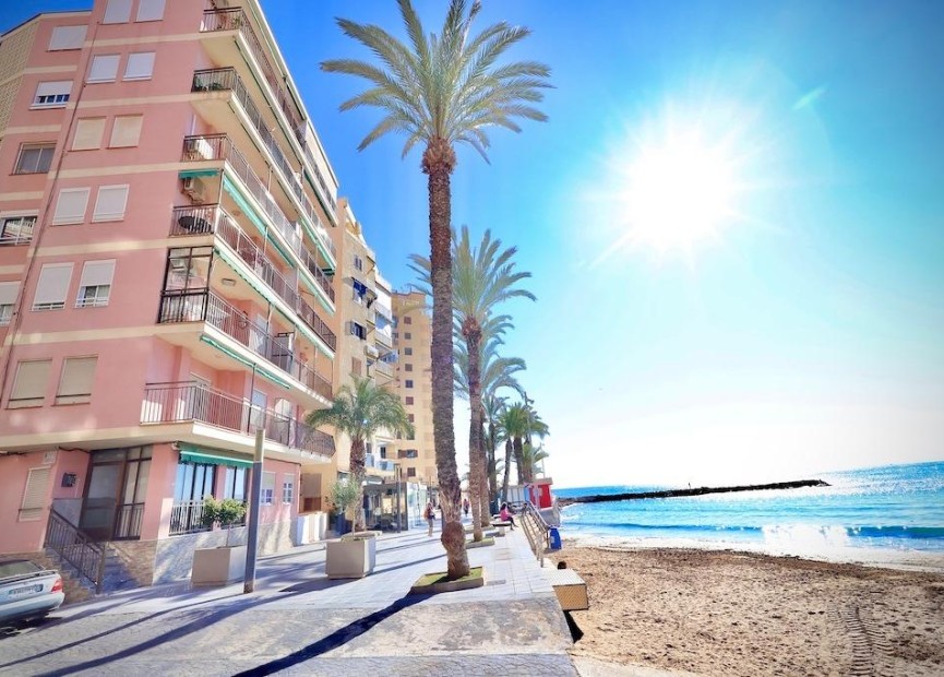 Återförsäljning - Lägenhet / lägenhet - Torrevieja - Costa Blanca