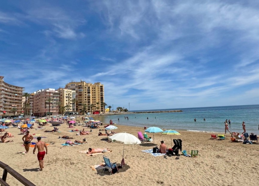 Återförsäljning - Lägenhet / lägenhet - Torrevieja - Costa Blanca