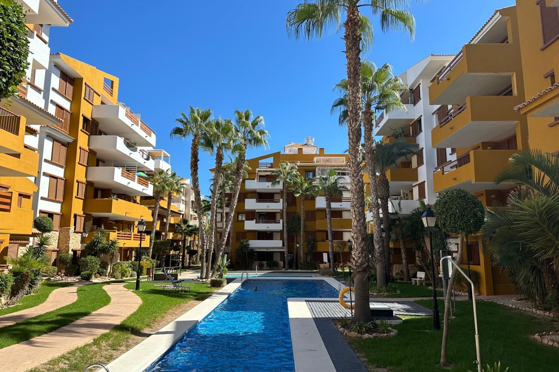 Återförsäljning - Lägenhet / lägenhet - Torrevieja - Costa Blanca