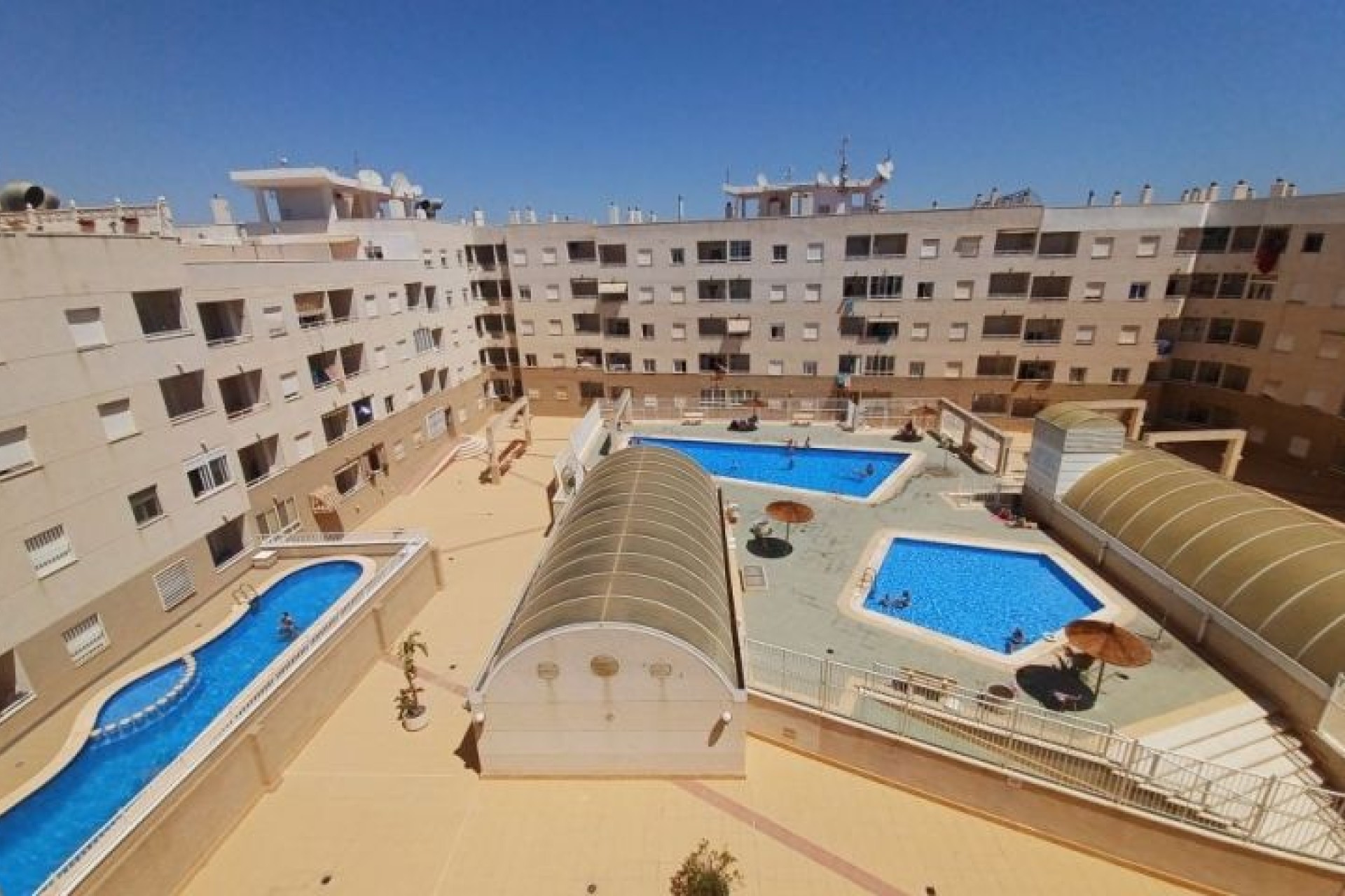 Återförsäljning - Lägenhet / lägenhet - Torrevieja - Costa Blanca