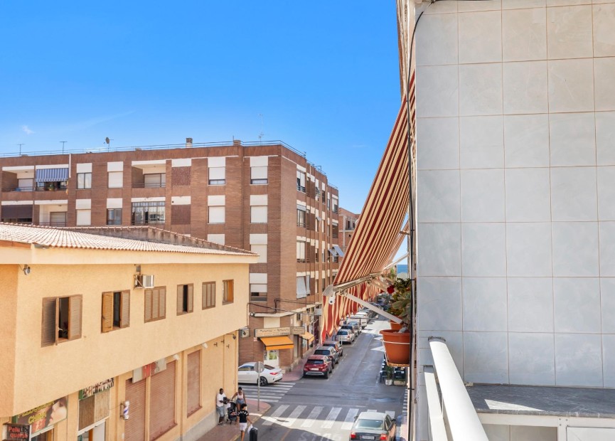 Återförsäljning - Lägenhet / lägenhet - Torrevieja - Estacion De Autobuses