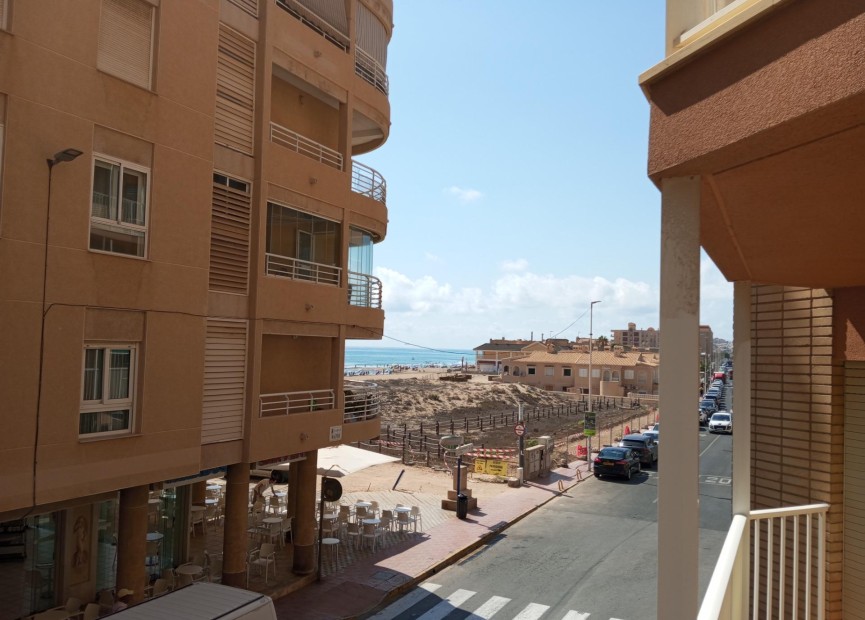 Återförsäljning - Lägenhet / lägenhet - Torrevieja - La Mata