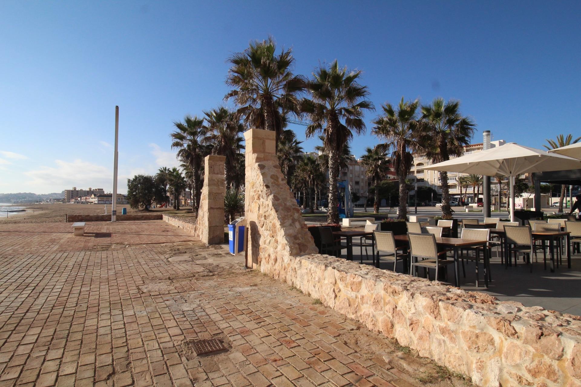 Återförsäljning - Lägenhet / lägenhet - Torrevieja - La Mata