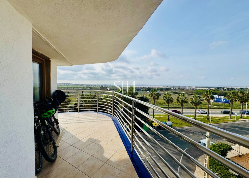 Återförsäljning - Lägenhet / lägenhet - Torrevieja - La veleta