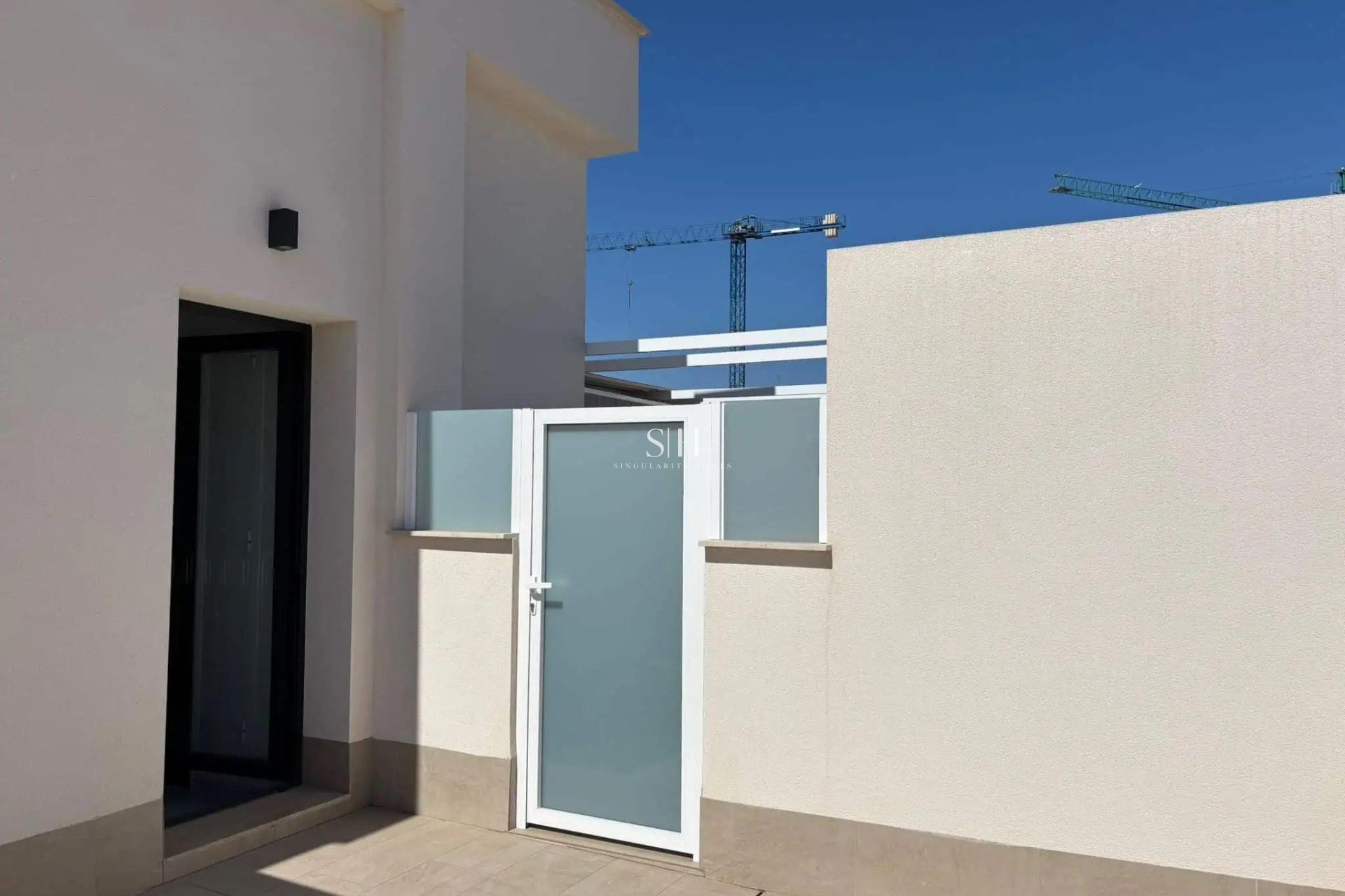 Återförsäljning - Lägenhet / lägenhet - Torrevieja - Las Piscinas Naturales