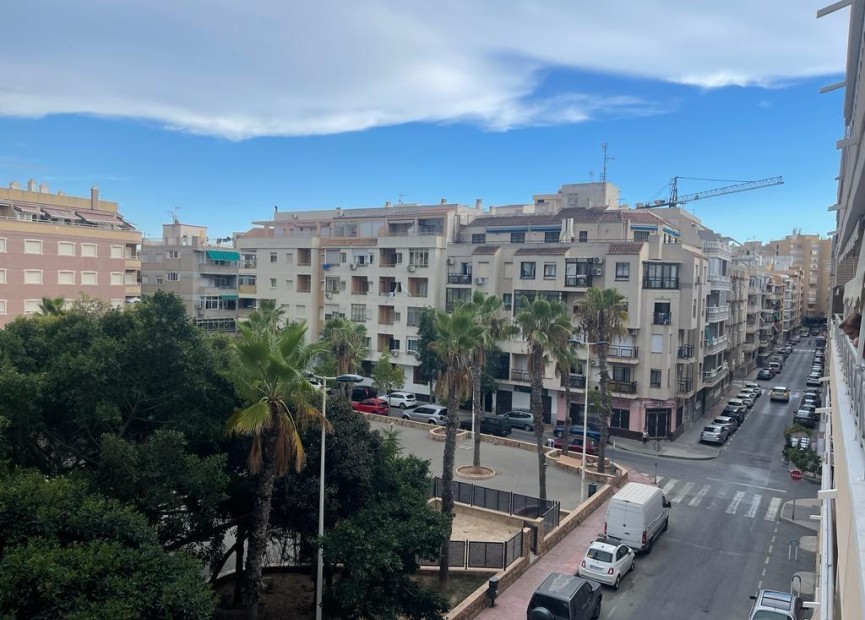 Återförsäljning - Lägenhet / lägenhet - Torrevieja - Playa del Cura