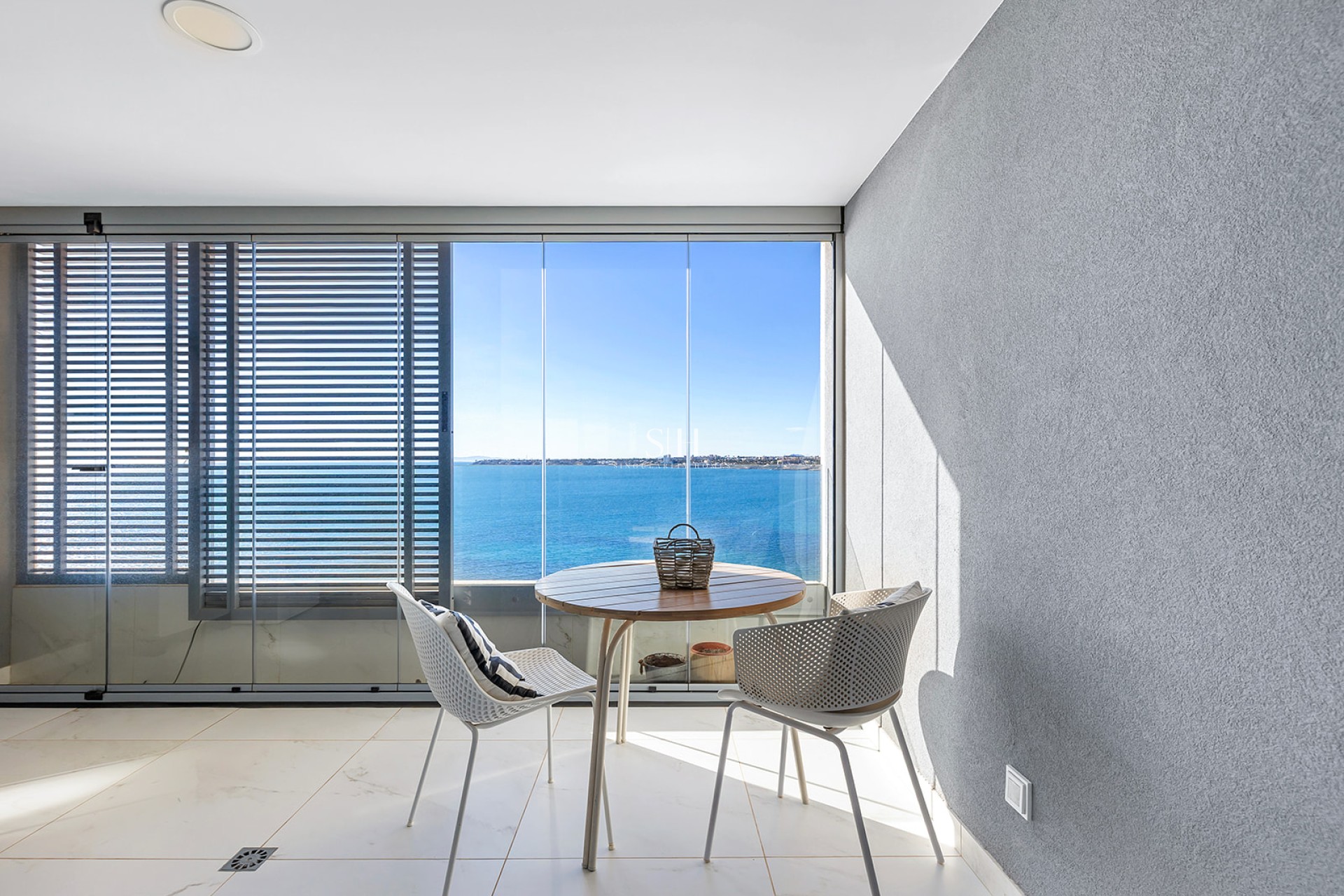 Återförsäljning - Lägenhet / lägenhet - Torrevieja - Punta prima