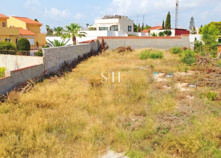 Återförsäljning - Plot / Land - Torrevieja - Los Balcones - Los Altos del Edén