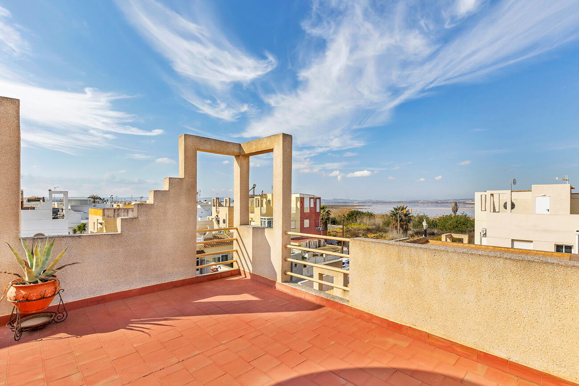 Återförsäljning - Quad House Penthouse - Torrevieja - Costa Blanca