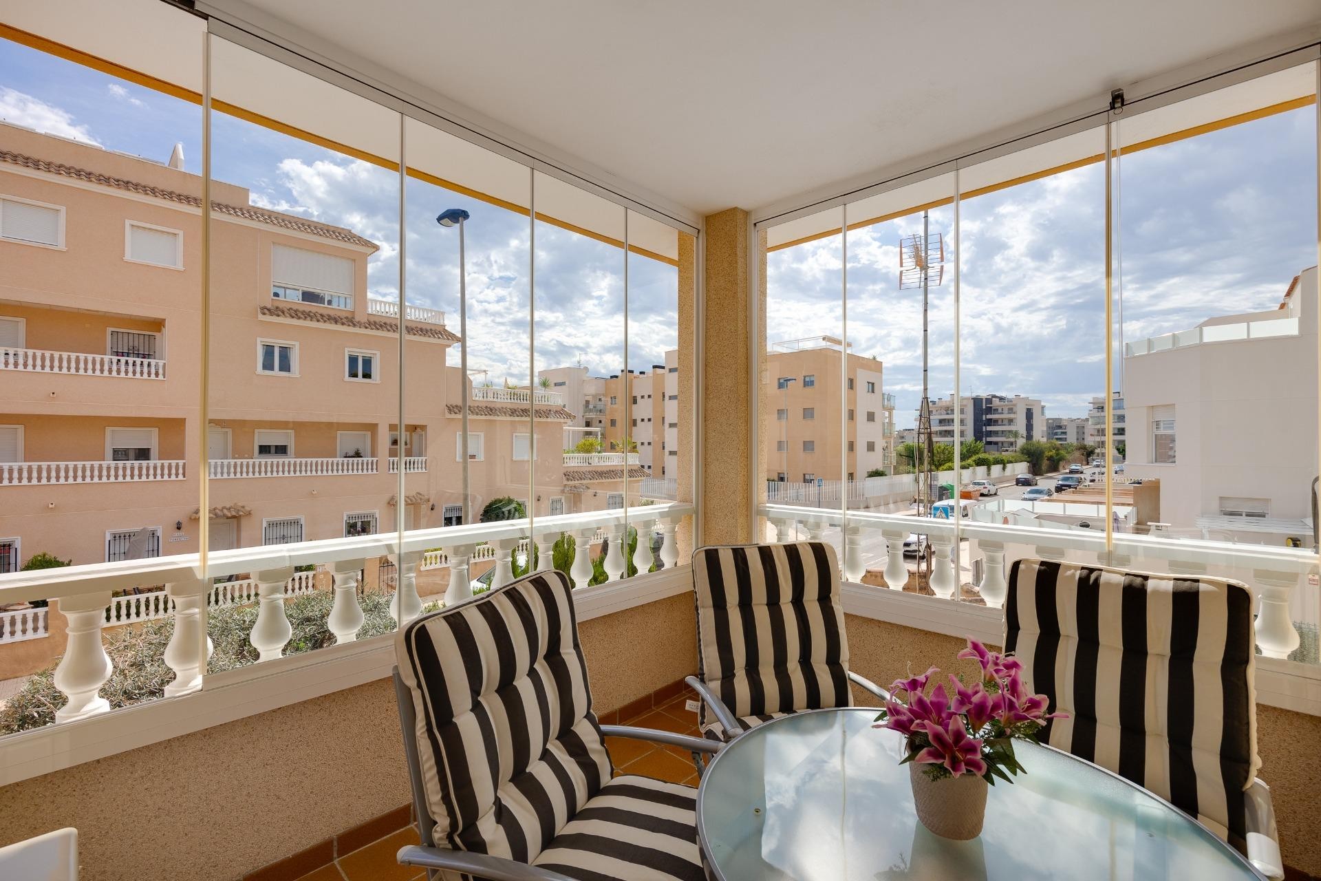 Återförsäljning - Semi Detached - Orihuela Costa - Villamartín