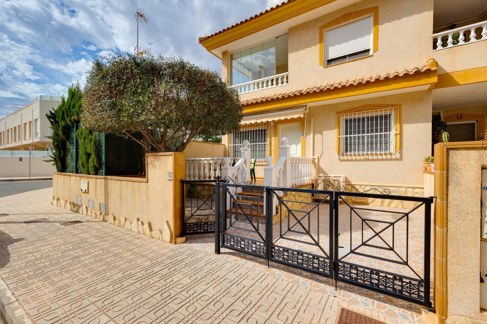 Återförsäljning - Semi Detached - Orihuela Costa - Villamartín