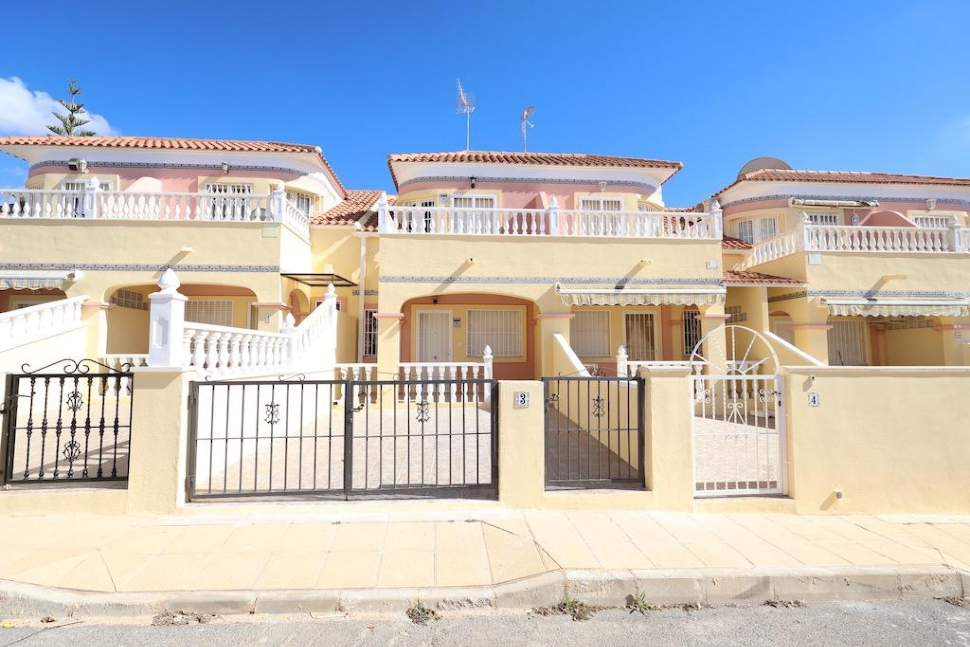 Återförsäljning - Town House - Orihuela Costa - Costa Blanca