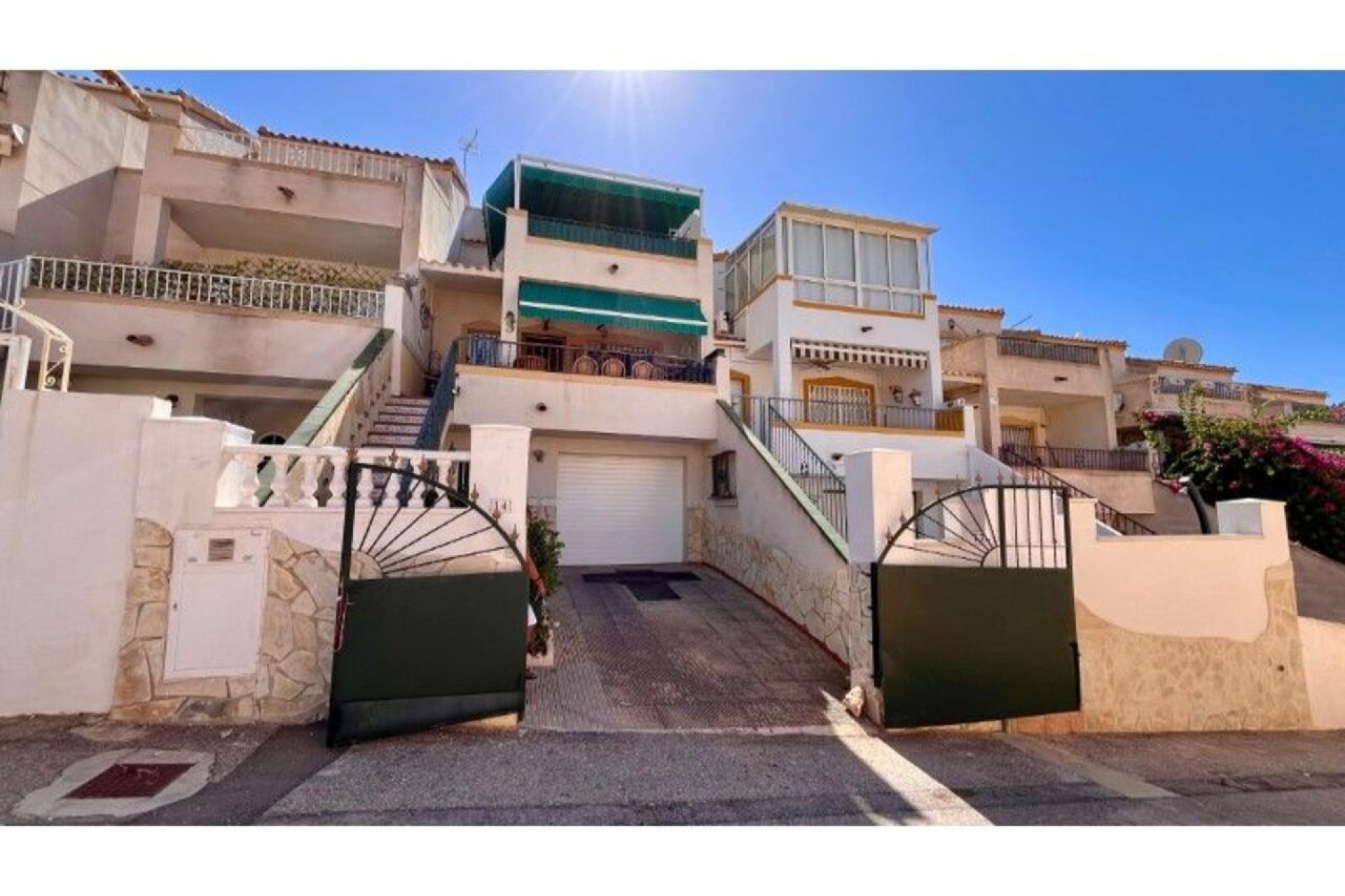 Återförsäljning - Town House - Orihuela Costa - Costa Blanca