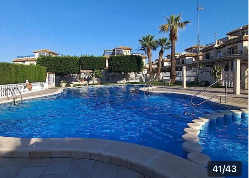 Återförsäljning - Town House - Orihuela Costa - Playa Flamenca