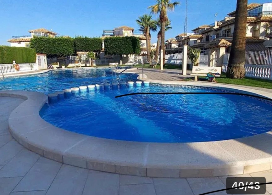 Återförsäljning - Town House - Orihuela Costa - Playa Flamenca