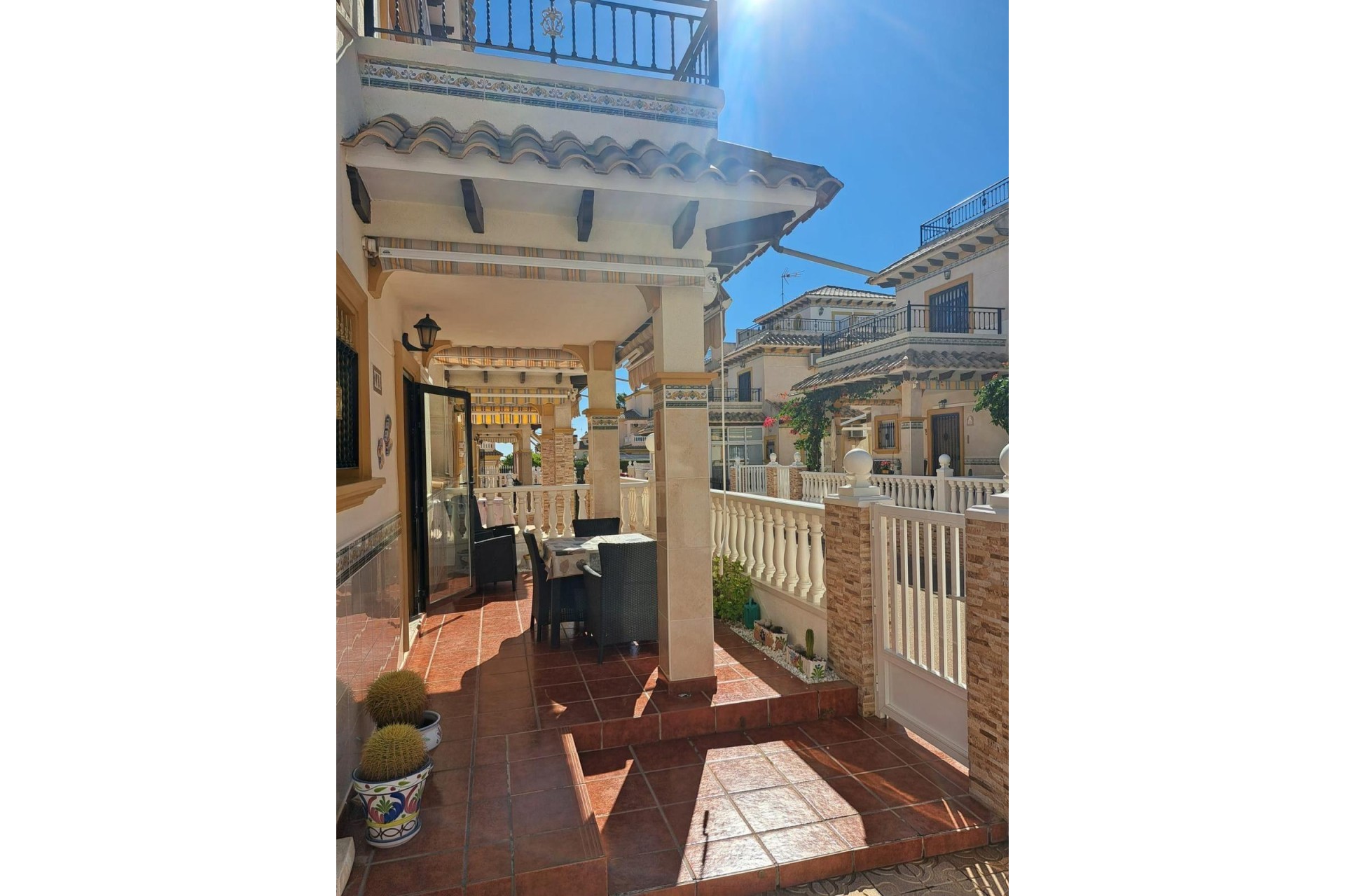 Återförsäljning - Town House - Orihuela Costa - Playa Flamenca