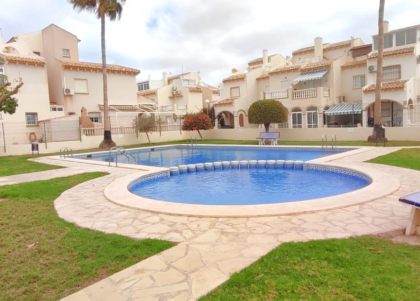 Återförsäljning - Town House - Orihuela Costa - Playa Flamenca