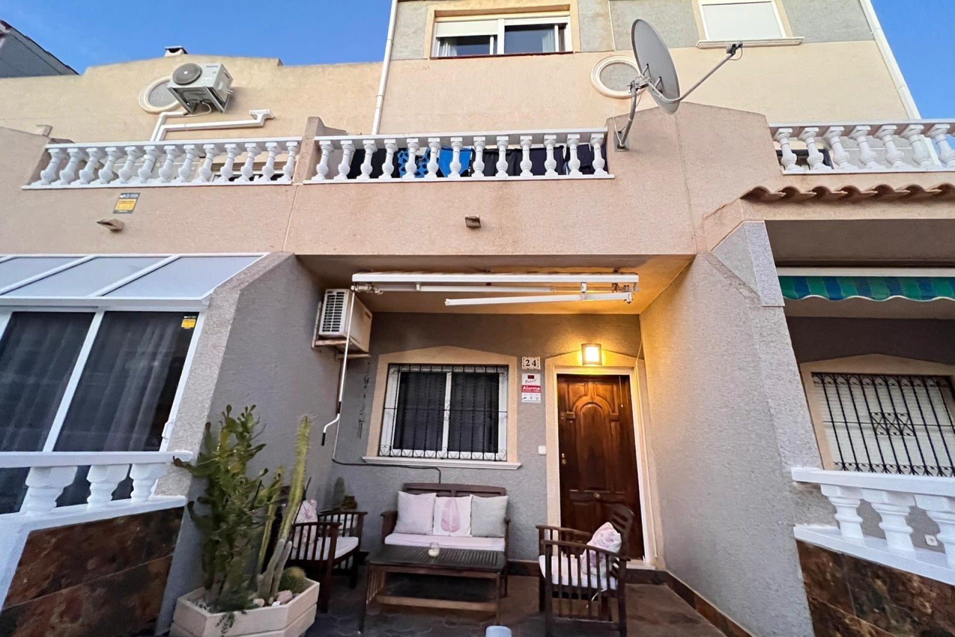 Återförsäljning - Town House - Orihuela Costa - Playa Flamenca