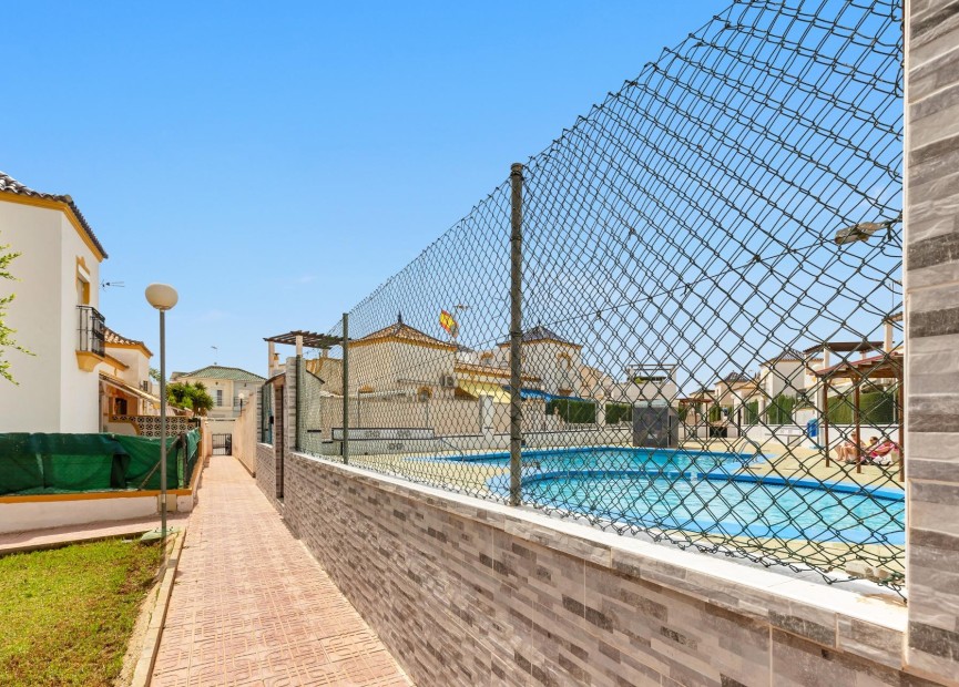 Återförsäljning - Town House - Torrevieja - Los altos