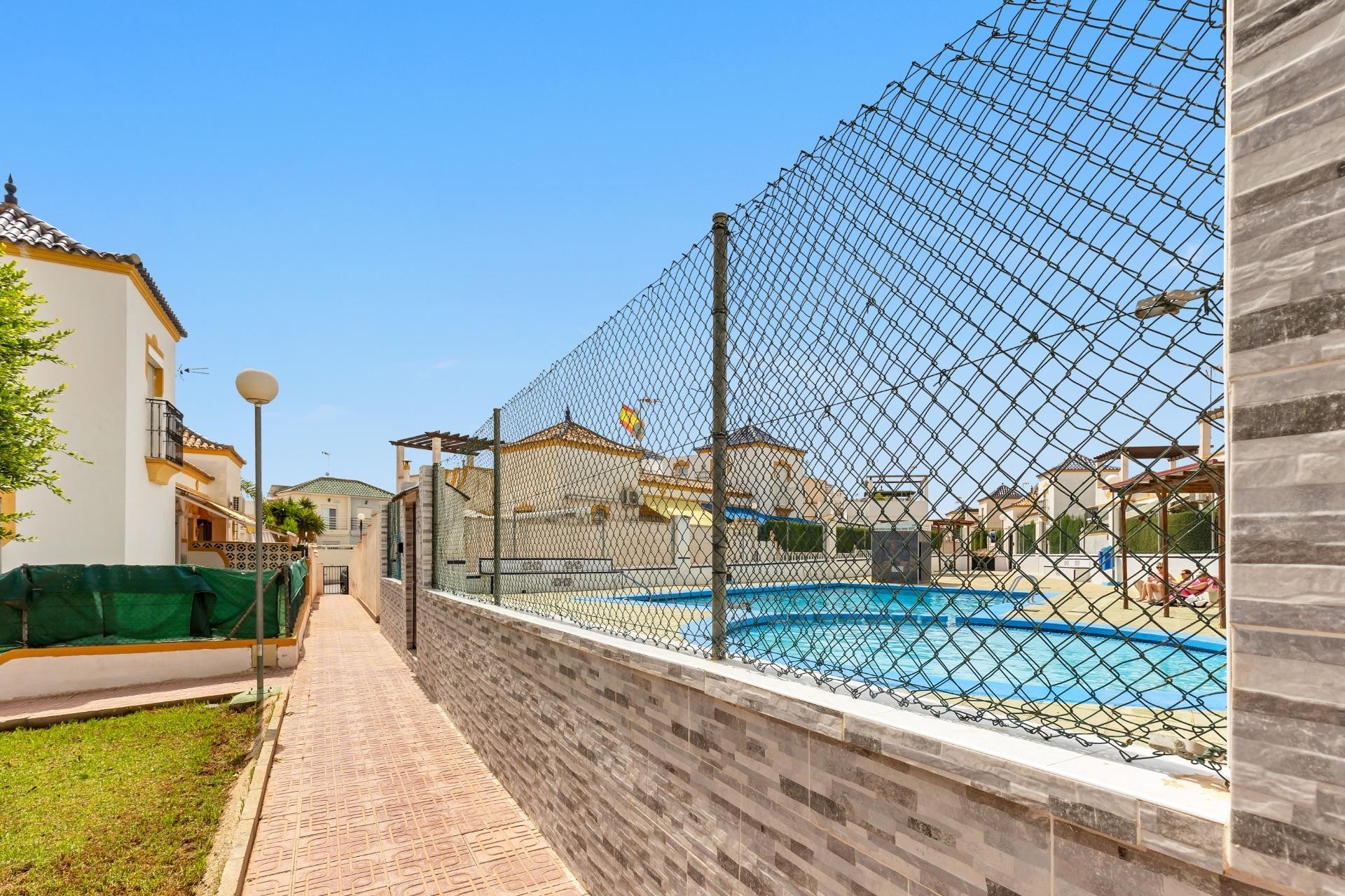 Återförsäljning - Town House - Torrevieja - Los altos