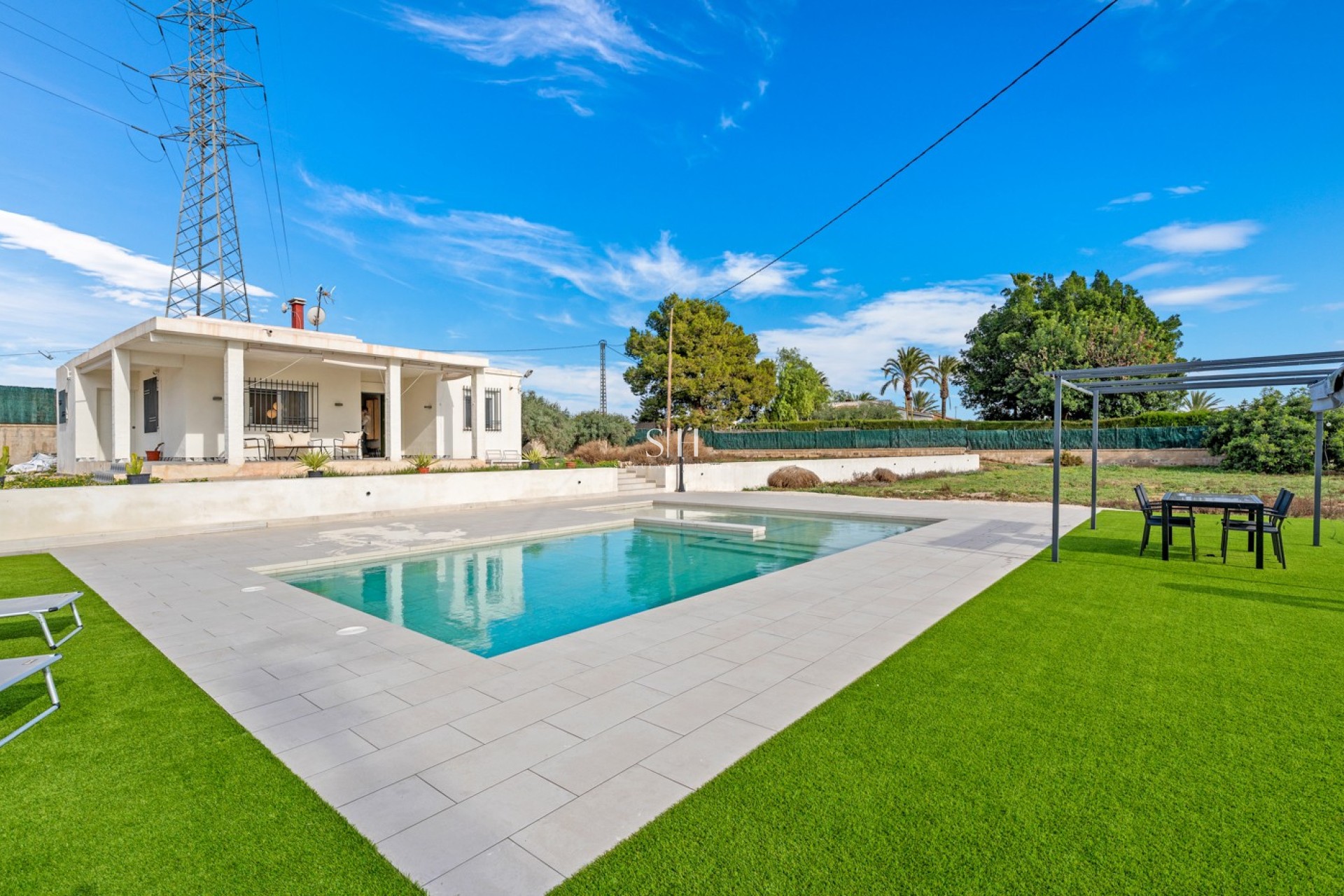 Återförsäljning - Villa - Elche