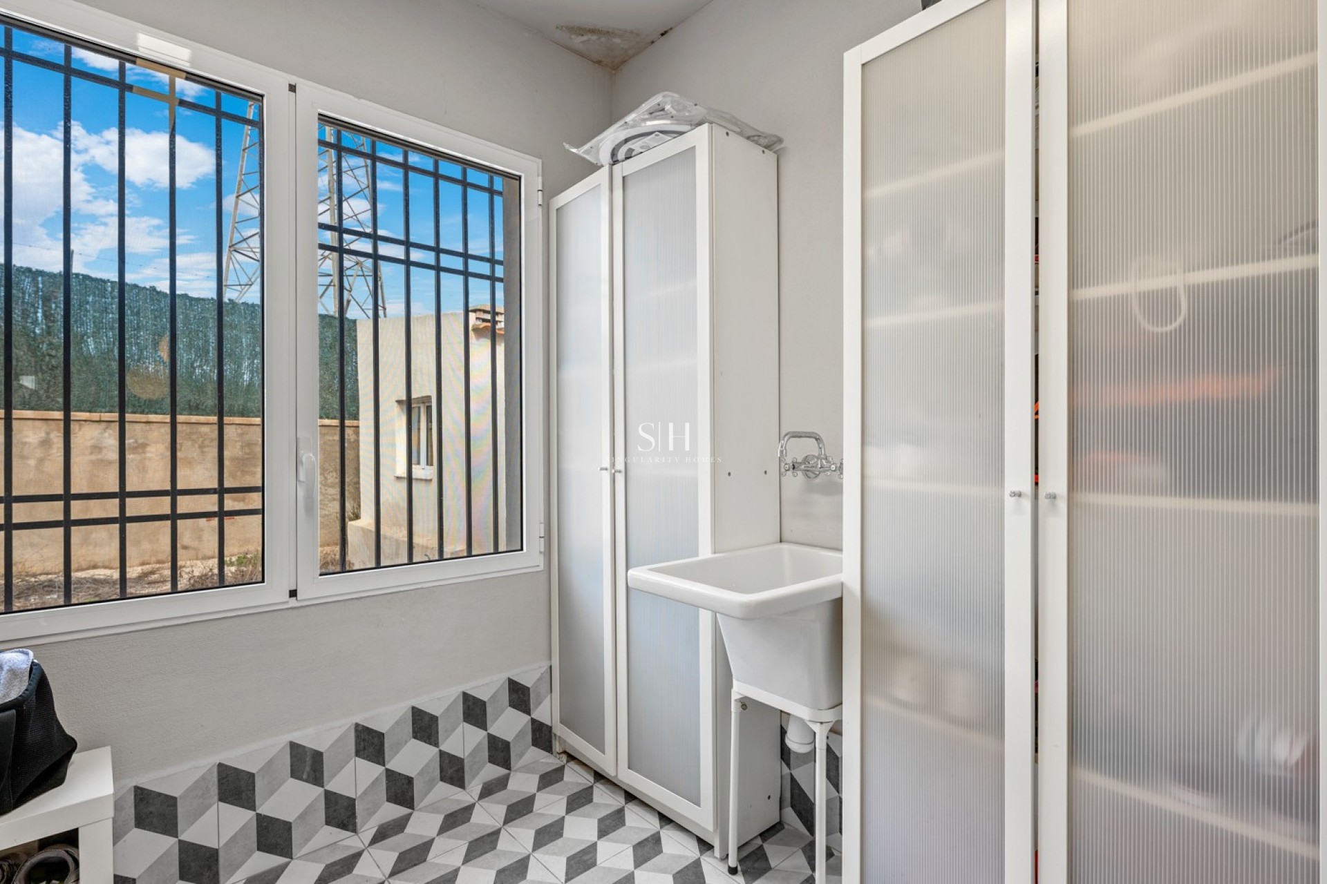 Återförsäljning - Villa - Elche