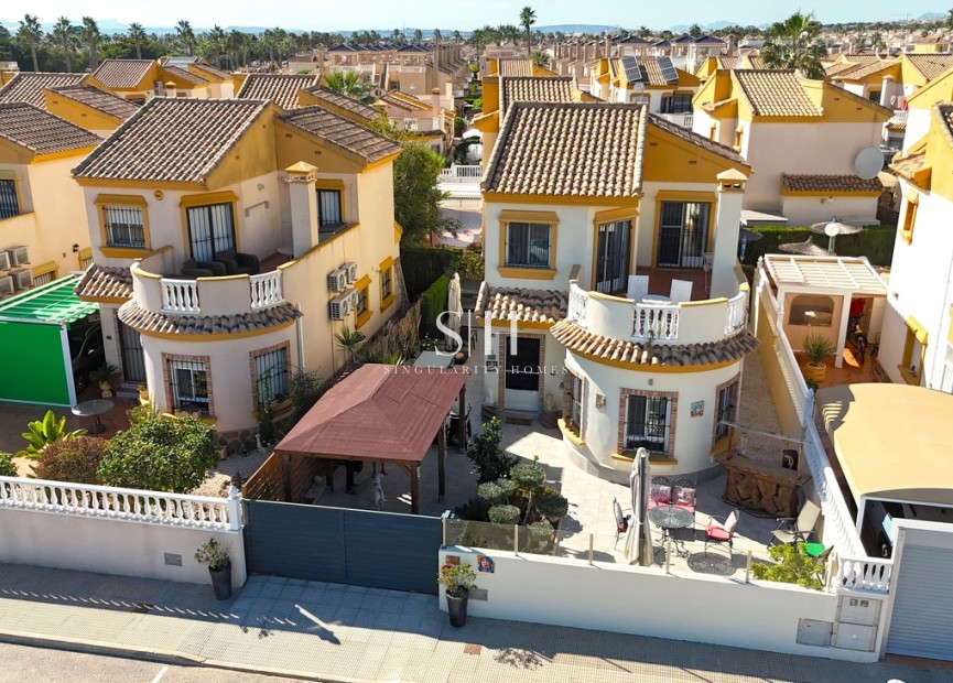 Återförsäljning - Villa - Guardamar del Segura - Costa Blanca