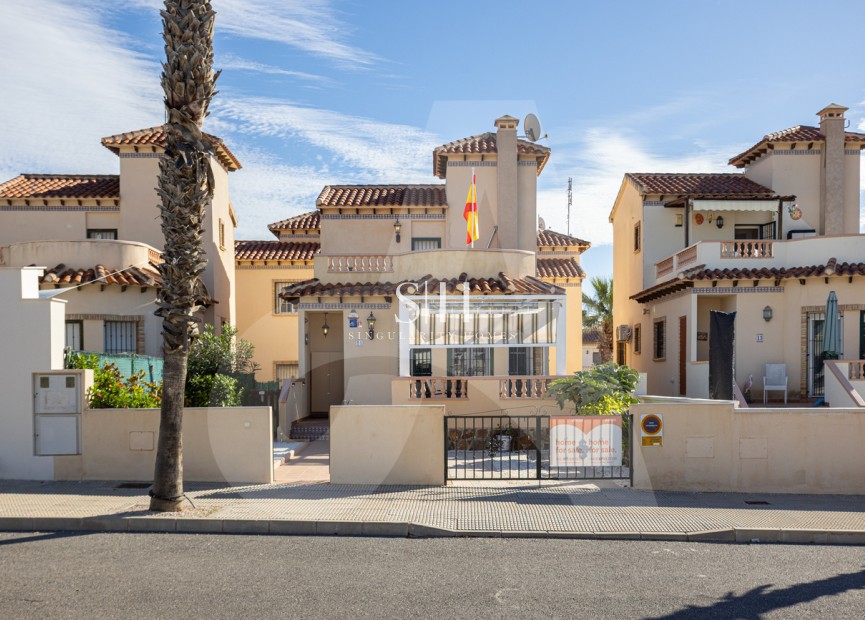 Återförsäljning - Villa - Guardamar del Segura - EL RASO