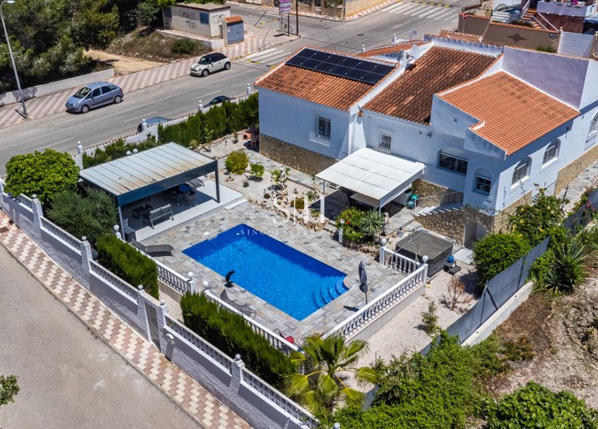 Återförsäljning - Villa - La marina - Costa Blanca