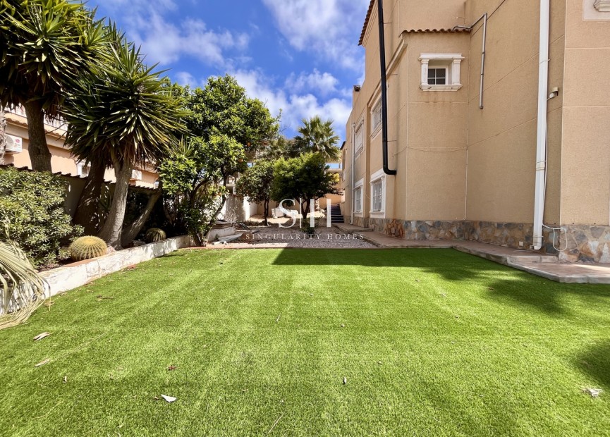 Återförsäljning - Villa - La Zenia - Costa Blanca