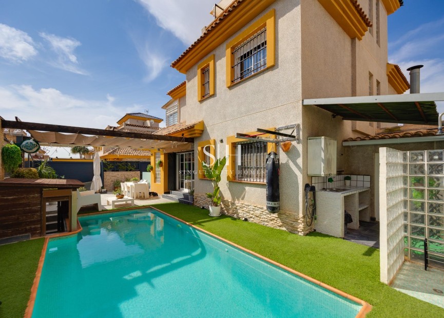 Återförsäljning - Villa - Los Montesinos - La Herrada