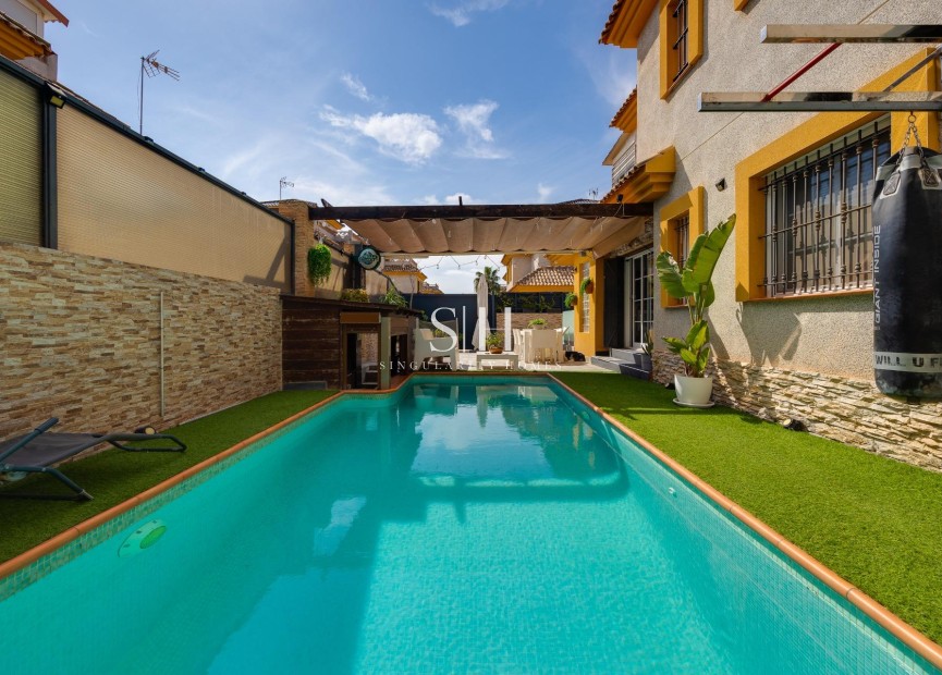 Återförsäljning - Villa - Los Montesinos - La Herrada