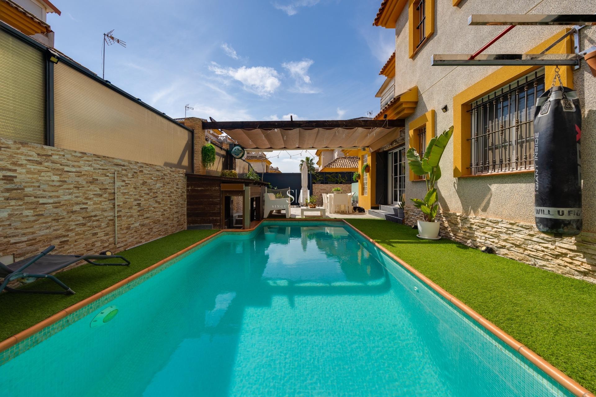 Återförsäljning - Villa - Los Montesinos - La Herrada