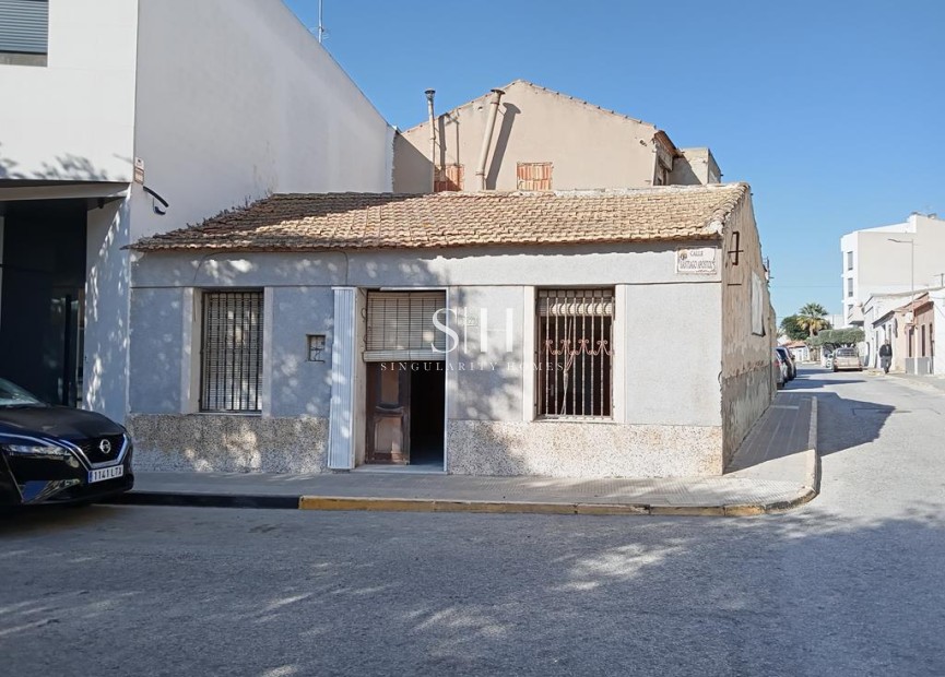 Återförsäljning - Villa - Los Montesinos