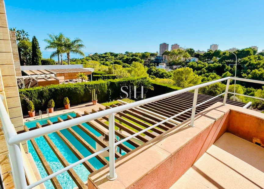 Återförsäljning - Villa - Orihuela Costa - Campoamor