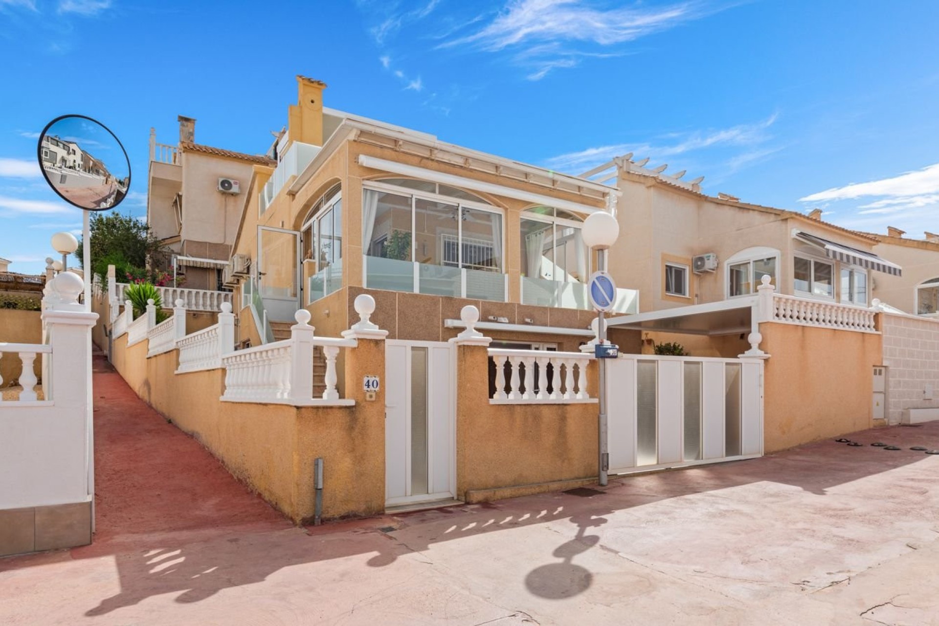 Återförsäljning - Villa - Orihuela Costa - Costa Blanca