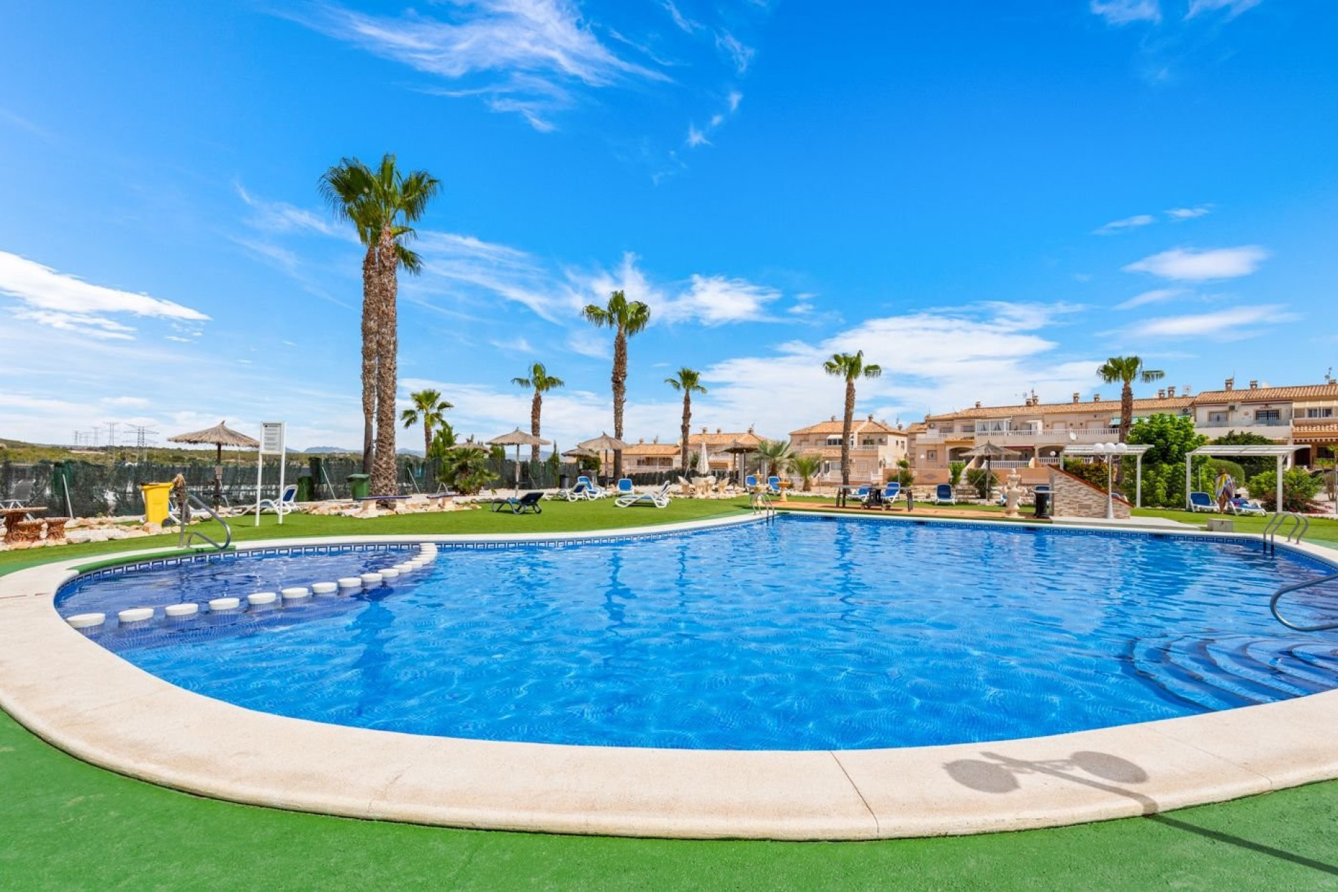 Återförsäljning - Villa - Orihuela Costa - Costa Blanca